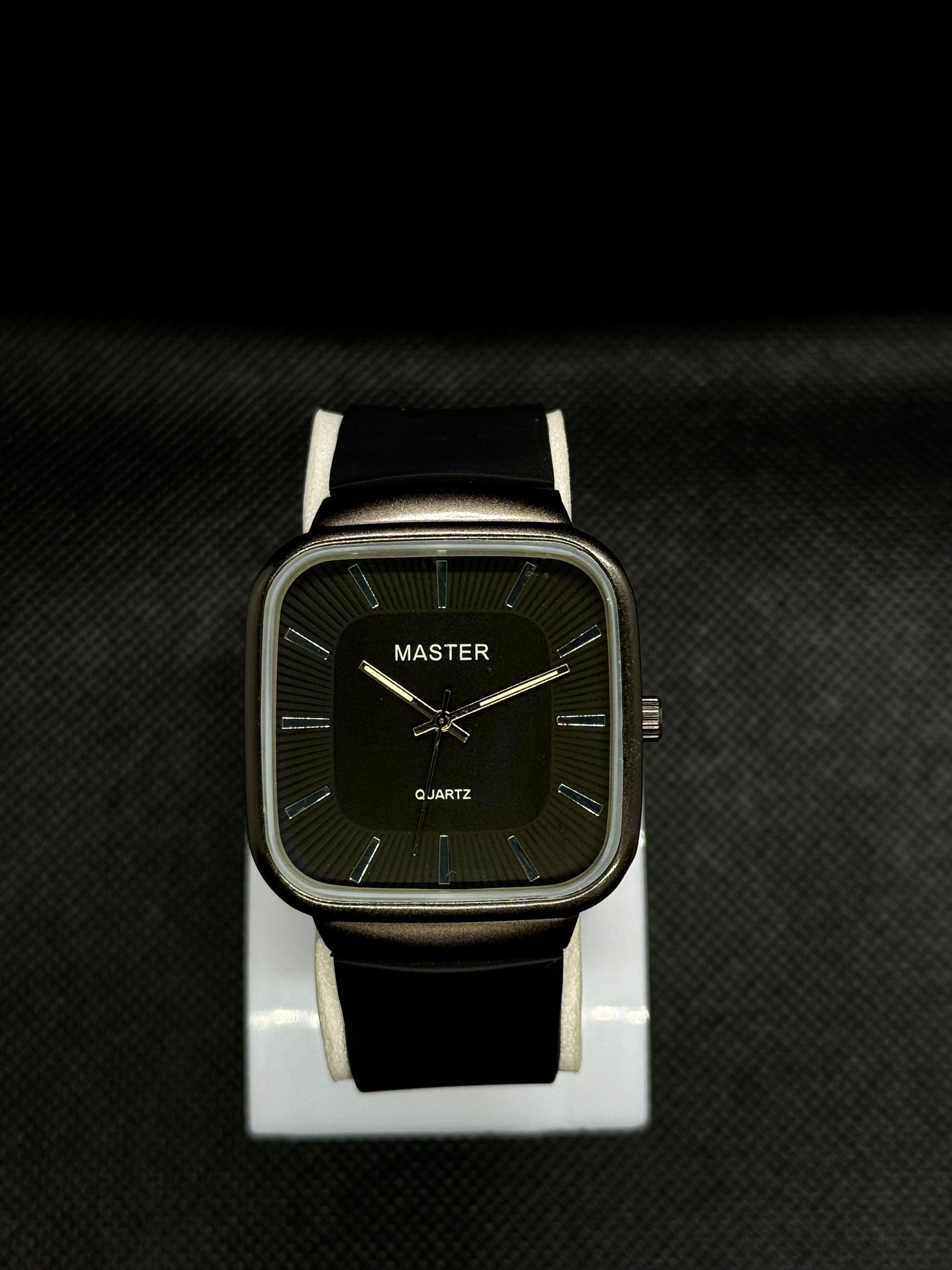 SQUARE DIAL | SILICON STRAPS | ZNT 001