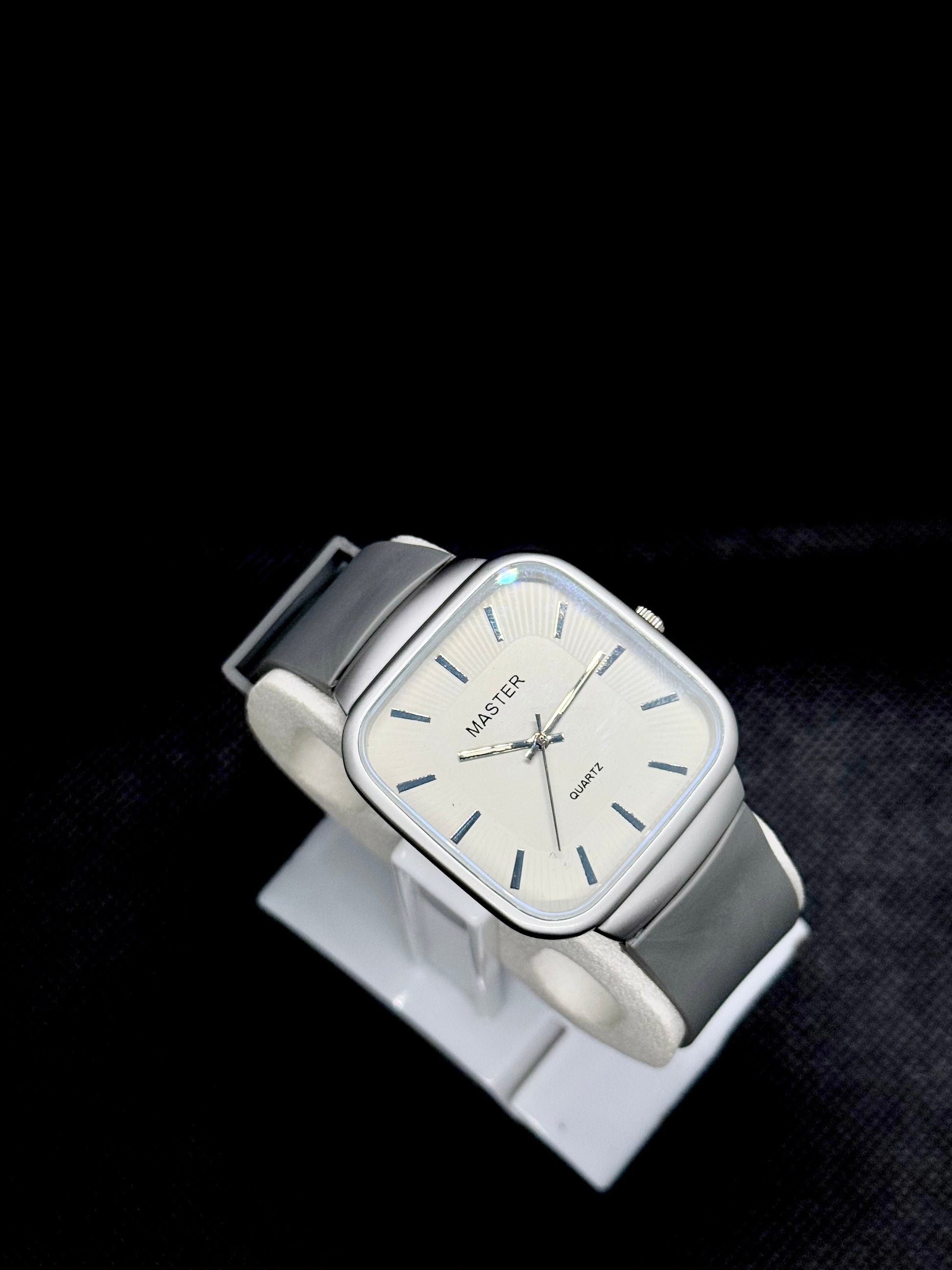 SQUARE DIAL | SILICON STRAPS | ZNT 001