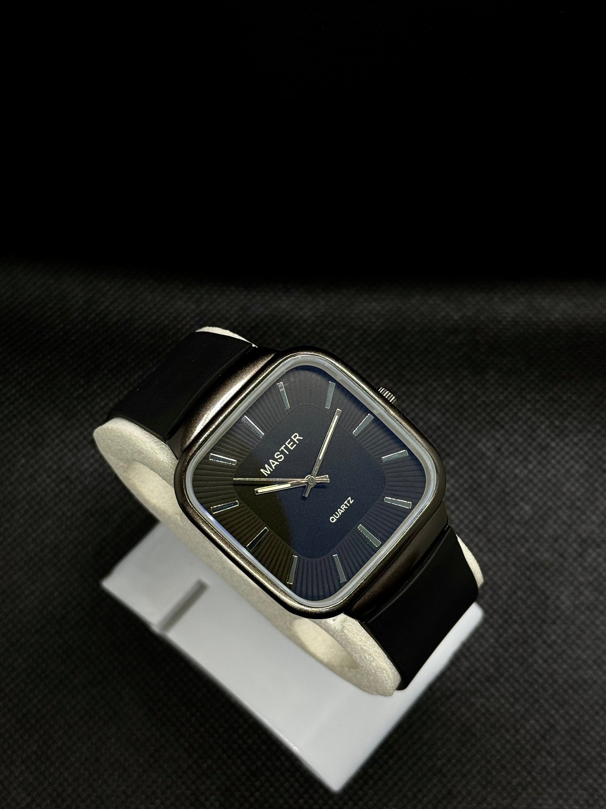 SQUARE DIAL | SILICON STRAPS | ZNT 001